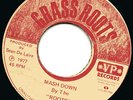 THE ROOTS - MASH DOWN - MASH IT UPSETTER STYLE LISTEN