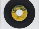 WINCOX/THERE SHE GOES   -  BOB MARLEY  & THE WAILERS ( ROCKSTEADY 7