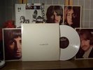 THE BEATLES 2 LP WHITE ALBUM on WHITE VINYL w POSTER & 4 PHOTOS