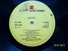NEIL YOUNG HARVEST LP ORIGINAL UK PRESSING NICE CONDITION