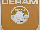 The SYN “Grounded”  / “Created By Clive” psych garage 45 on DERAM nm YES  HEAR