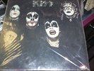 KISS 