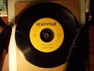 Northern Soul E-, I Don't Mind, Amanda Love, both sides good