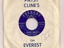 vintage patsy cline signed 45 rpm 1962 Everest Rec. USA autographed sleeve