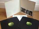BEATLES WHITE ALBUM WITH POSTER  - UK PRESSING PCS 7067 VG+
