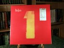 The Beatles. 1 (ONE) DOUBLE ALBUM 12