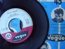 SP juke-box Vogue Johnny Hallyday en anglais pochette bleue