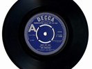 The ENDEVERS She's my girl top PSYCH Fuzz Mod 7