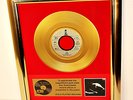 U2, Desire, Single, goldene Schallplatte, Golden Record, platin