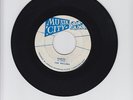 MUZIK CITY/HABITS - ORIGINAL WAILERS feat. BEVERLY KELSO  (65 SKA  7