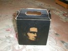  ELVIS PRESLEY BOX SET. 16 NUMBER ONES. 16 PIC SLEEVE ELVIS VINYLS