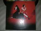 THE WHITE STRIPES 