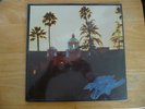THE EAGLES HOTEL CALIFORNIA SEALED FIRST PRESSING MINT LOOK VERY RARE ASYLUM
