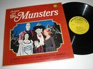 ORIGINAL 1964 At Home With THE MUNSTERS Lp on GOLDEN Records VG++