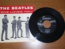 THE BEATLES - She Loves You - 45 with picture sleeve - SWAN 4152