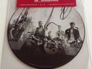?PERSONALLY SIGNED/AUTOGRAPHED LAWSON feat B.O.B- BROKENHEARTED VINYL 7