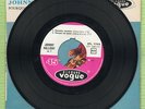 JOHNNY-HALLYDAY. EP VOGUE QUASI INTROUVABLE , HALLIDAY SUR LABEL ROSE ET BLANC++