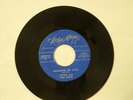 Linda And The Epics-Memories Of Love/Gonn'a Be Loved-Blue Moon 415-ROCKABILLY