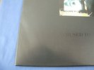 ROGER WATERS- PINK FLOYD - AMUSED TO DEATH - REISSUE 2Xlps & 8 PAGE INSERT BOOK