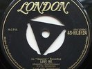 Fats Domino - Love Me -  London Gold Tri HL 8124. RARE **** Mint Minus ***