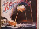 ** 'THE WAR OF THE WORLDS' DBL ALBUM - LP VINYL RECORD ALBUM 33-1/3rpm**