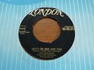 The Bon-Bons - That's The Way Love Goes 1955 UK 45 GOLD LONDON
