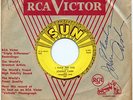 Rare Johnny Cash 45 & Autographed RCA Victor Sleeve - I Walk The Line - Sun #241