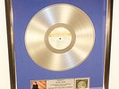 Elton John, Love Songs, Platin Record, platin Schallplatte, Award, goldene