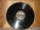 Oriole 2215 Sam Lanin & His Orchestra - Walkin' My Baby Back Home / 99 Out Of A