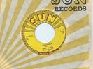 JERRY MCGILL 45RPM '59 SUN LOVESTRUCK HOT ROCKER W/COMPANY SLEEVE VG++ TO VG+++