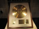 ORIGINAL 1960'S GOLD RECORD WARNER BROTHERS BILL COSBY I STARTED OUT AS A CHILD