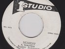 AUTHER ROBINSON - MOMENT bw Delroy Wilson Feel Good All Over STUDIO ONE  label