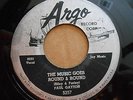PAUL GAYTON Gayten Be My Baby / The Music Goes Round & Round 45 Argo 5257