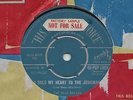 THE BLUE-BELLES-I SOLD MY HEART TO THE JUNKMAN-H.M.V.-***NICE COPY***