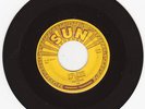ROY ORBISON - 45 rpm record - OOBY DOOBY .... SUN 242