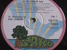 KING CRIMSON   IN THE COURT OF ** UK Textured Pink Rim ISLAND LP