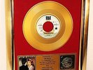 Kim Wilde, Chequered Love, Gold Record, goldene Schallplatte, Award, platin