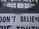 Org. LP Oasis - Don't believe the Truth  /Gatefold / Printed Inner / Sticker