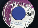 1235 VERSATILES & WAILERS-GIVE ME BREAD-HALIFAX-REGGAE 45 7
