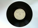 THE TRAFFIC - HERE WE GO ROUND THE MULBERRY BUSH. 7
