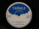 The Twinkle Brothers - Dont Jump The Fence / Let Jah In.