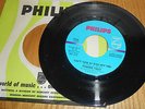 Vintage Frankie Valli CAN'T TAKE MY EYES OFF YOU/THE TROUBLE WITH ME nos