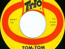 CARL NEWMAN Tom-Tom HOT ROCKABILLY INSTRO 45 on TRIO VG++