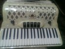 Accordion Universal  Electric 120 Bass Made in Italy model 117