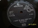 THE BEATLES I Want To Hold Your Hand  SOLID CENTRE   EMI   NEAR MINT