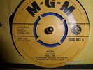 LISTEN PSYCH / MOD 60'S GARAGE 45RPM - KRIS IFE - HUSH (MGM RECORDS)