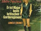 Babs Nielsen:  Er ist Major beim britischen Garderegiment.