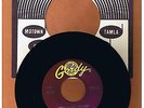 TEMPTATIONS - BEAUTY IS ONLY SKIN DEEP  45 RPM  GORDY RECORDS 7055  MINT- 1966