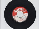 MOODISC/OLD JOE, TOO MUCH FIRE   -  FREDDY MCKAY        (71  REGGAE ROCKERS 7