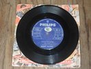 johnny hallyday..uruguay simple vinyl 7